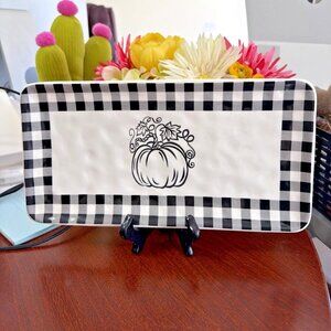 Transpac Dolomite White Autumn Buffalo Check Pumpkin Tray